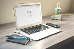 Navigateur web ouvert sur un moteur de recherche